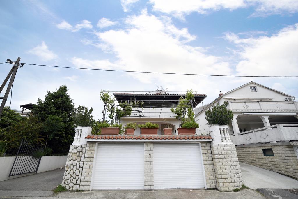 Apartments Galic Kampor Екстер'єр фото